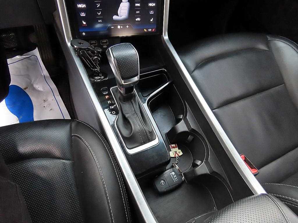 Ssangyong Torres - Vista 10