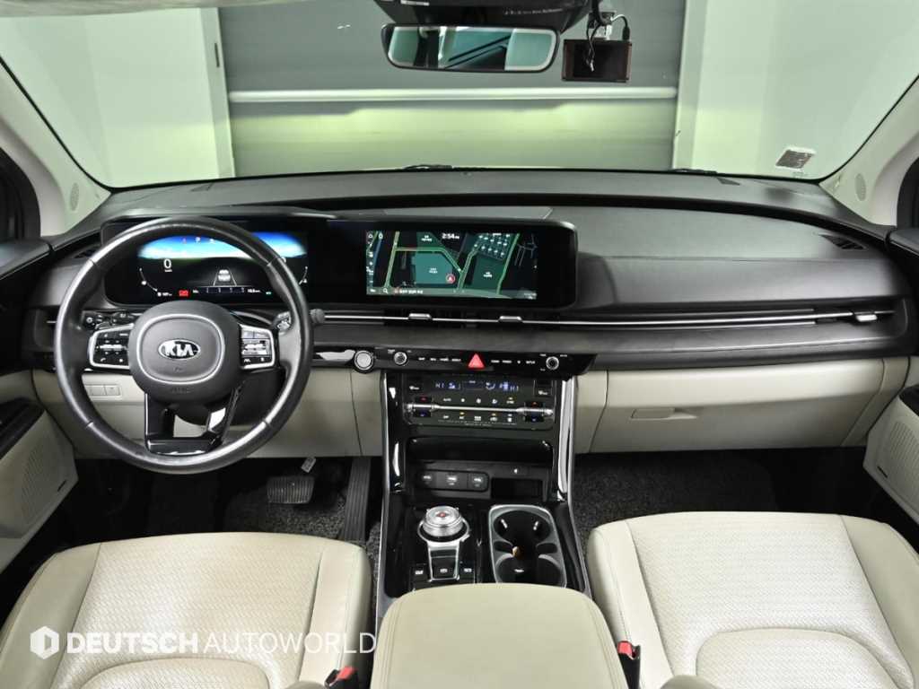 KIA Carnival - Vista 8