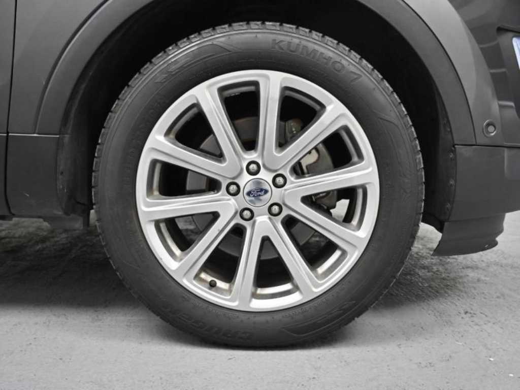 Ford Explorer - Vista 5