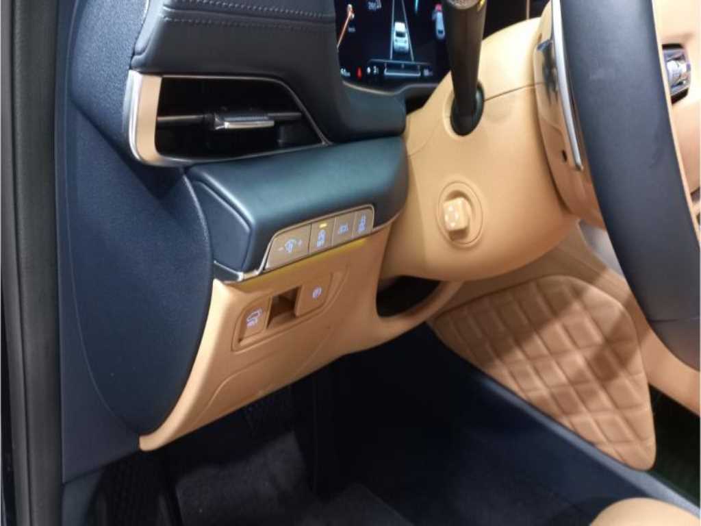 Genesis GV80 - Vista 9