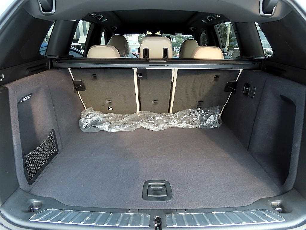 BMW iX3 2024 Blanco - Importación desde Corea - HF Imports Iquique - Foto 17