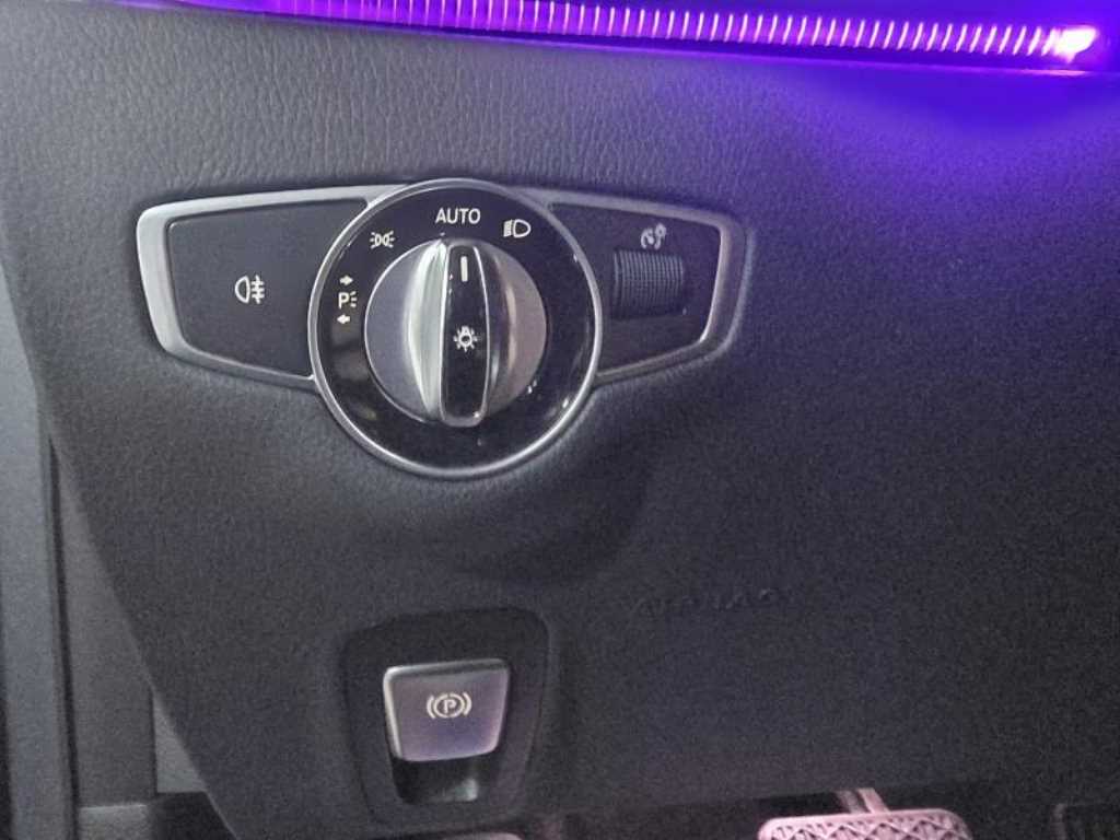 Mercedes Benz E class - Vista 11