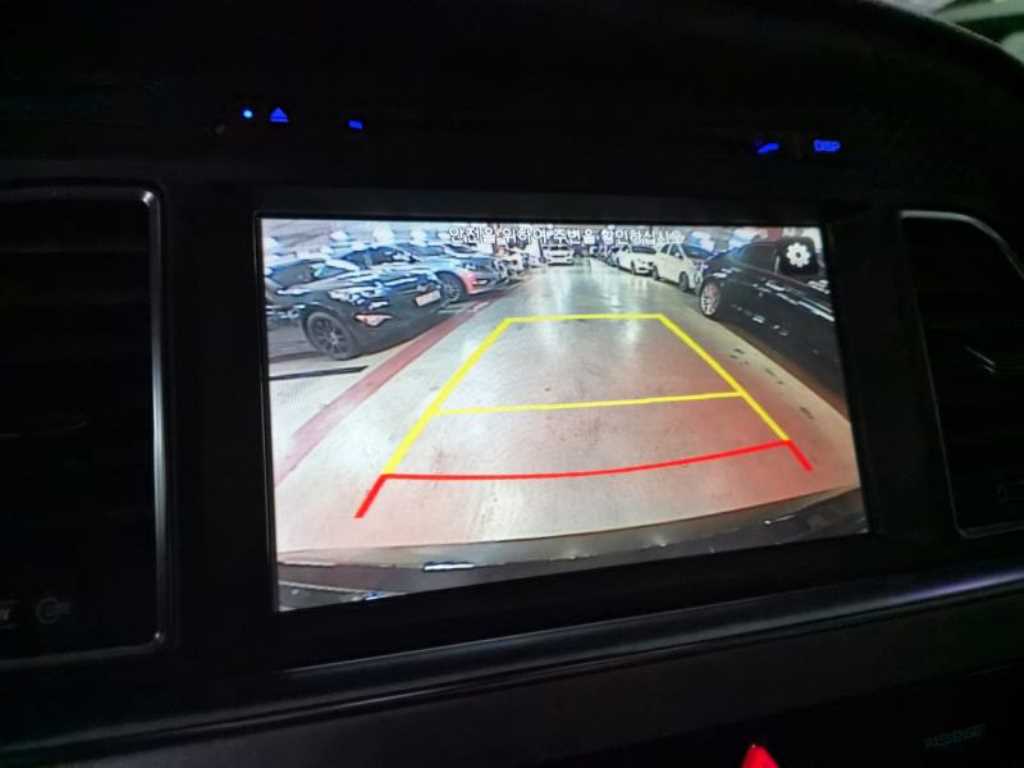 HYUNDAI Sonata - Vista 10