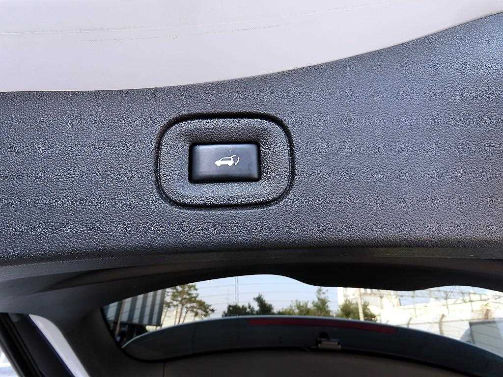 SAMSUNG QM6 2021 Blanco - Importación desde Corea - HF Imports Iquique - Foto 17