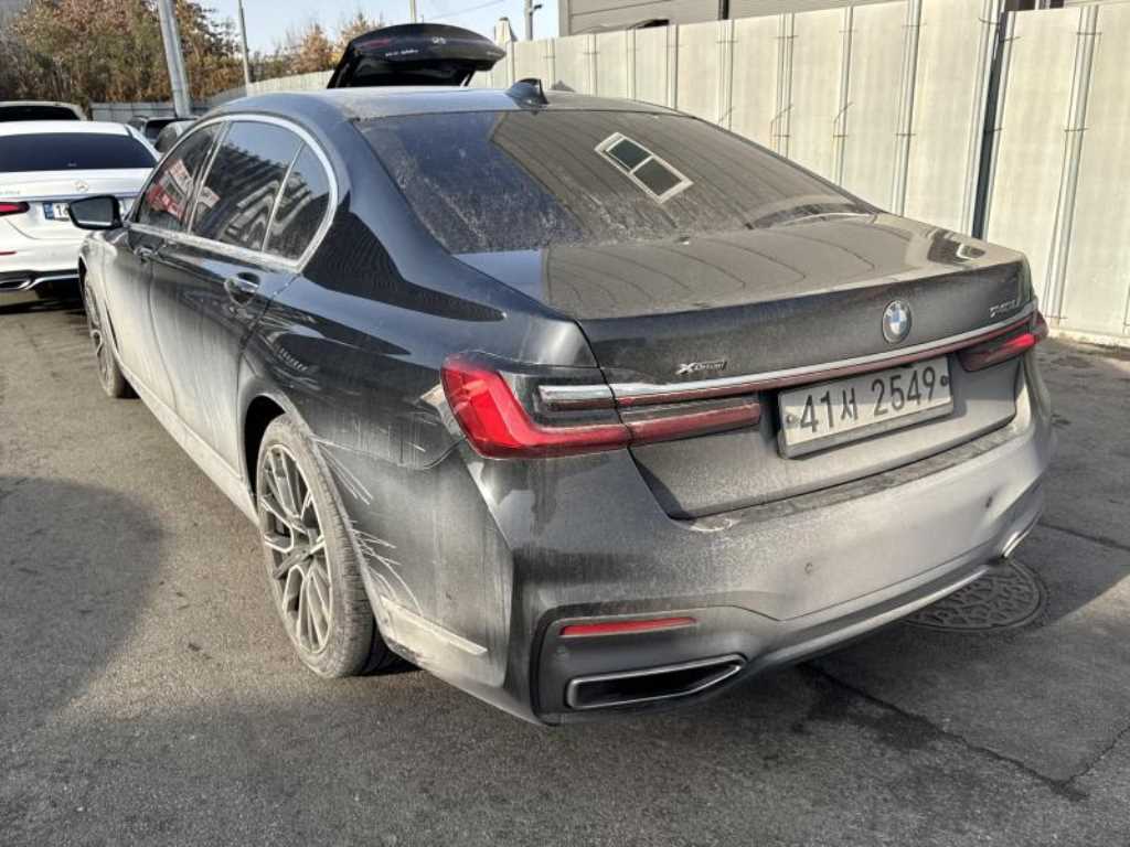 BMW 7 Series - Vista 2