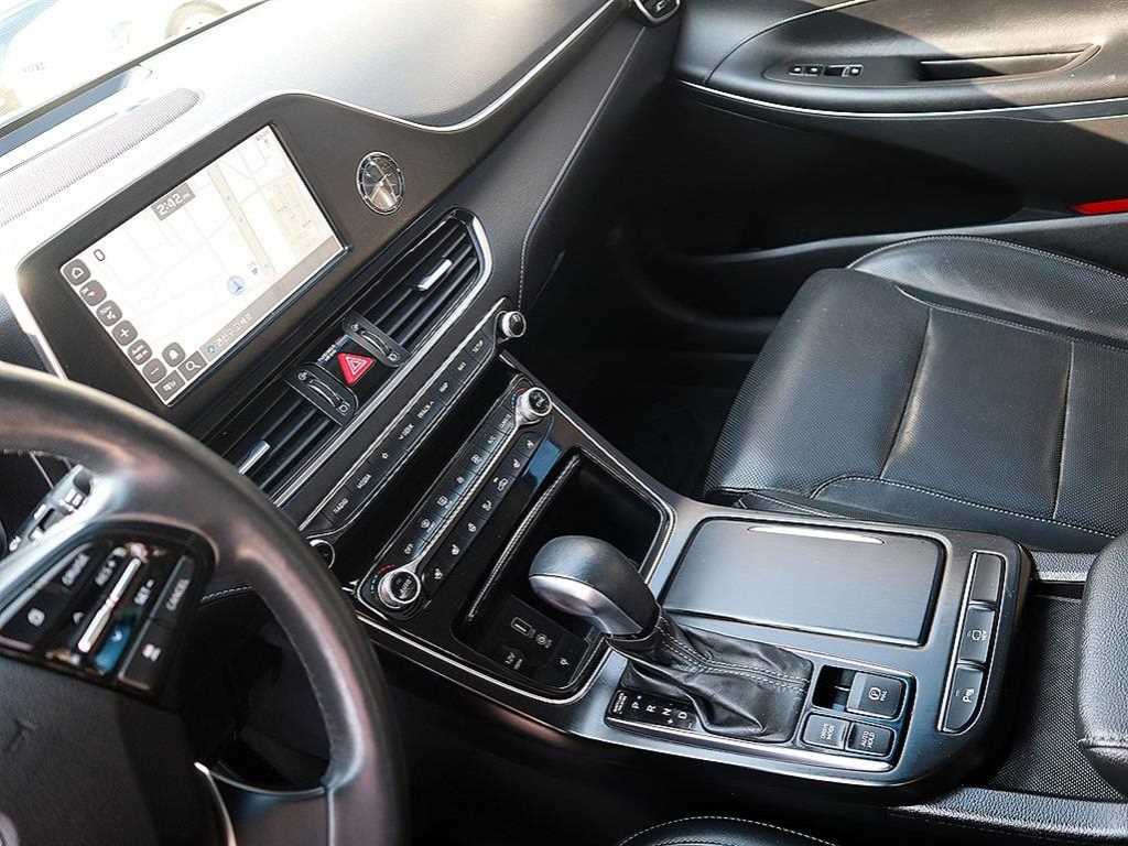 HYUNDAI Grandeur - Vista 10