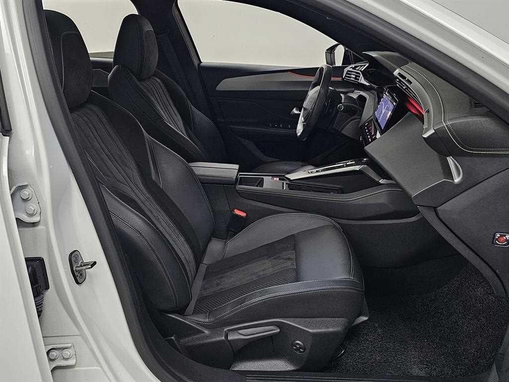 Peugeot 308 - Vista 10