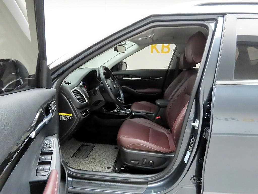 KIA Seltos - Vista 12