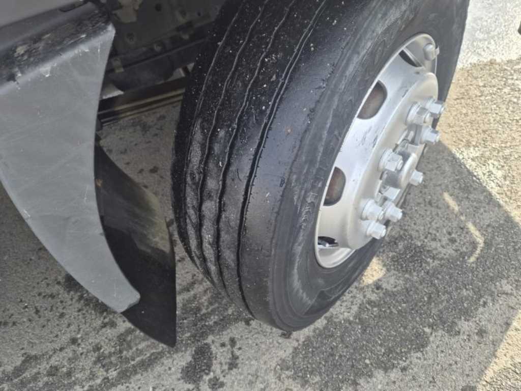 medium and large cargo dump 2016 Blanco - Importación desde Corea - HF Imports Iquique - Foto 16