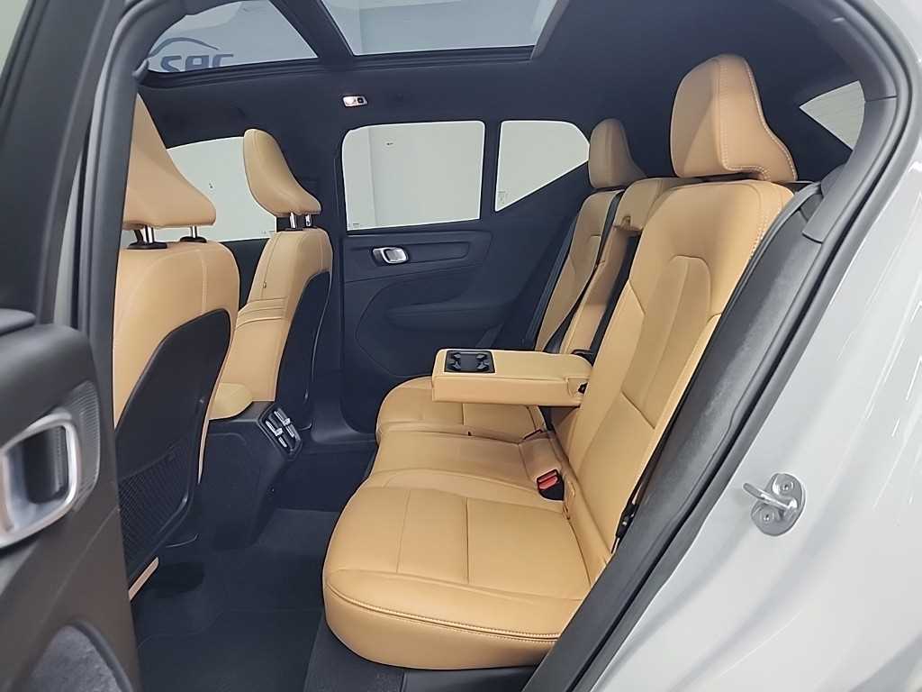 Volvo XC40 - Vista 12