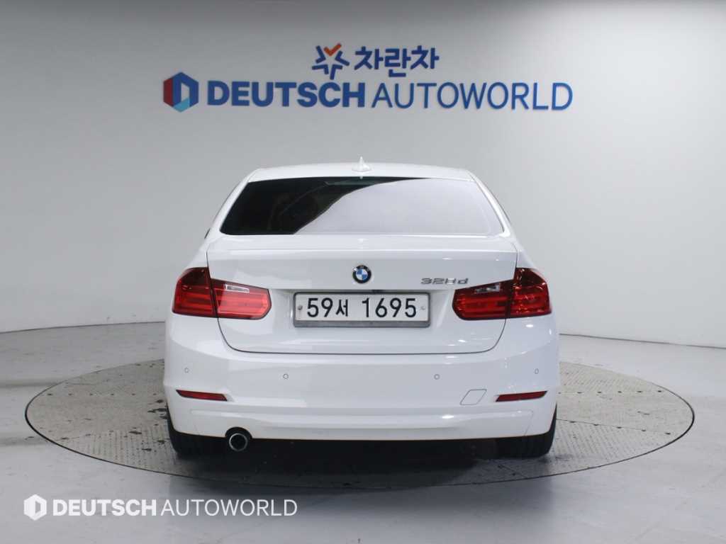 BMW 3 series - Vista 4