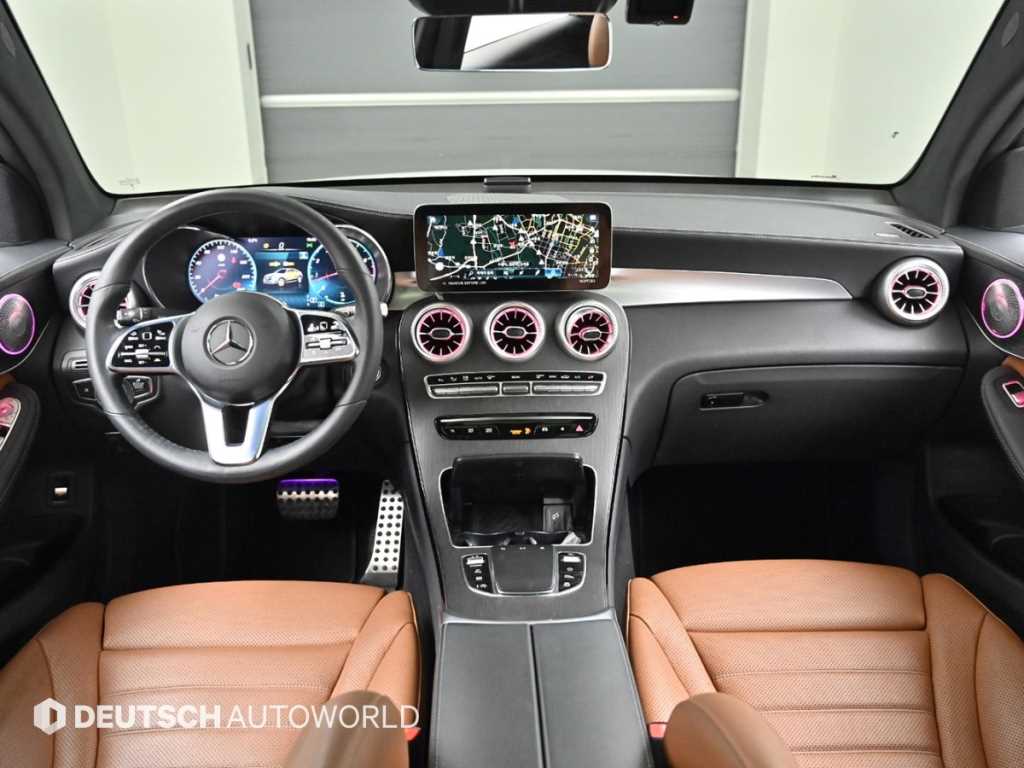 Mercedes Benz GLC Class - Vista 7