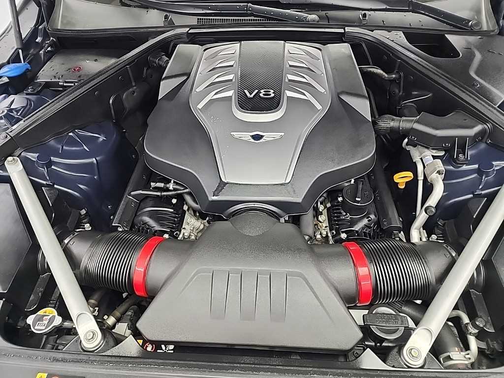 Genesis G90 - Vista 5