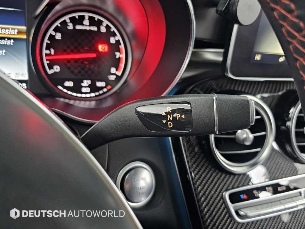 Mercedes Benz GLC Class - Vista 9