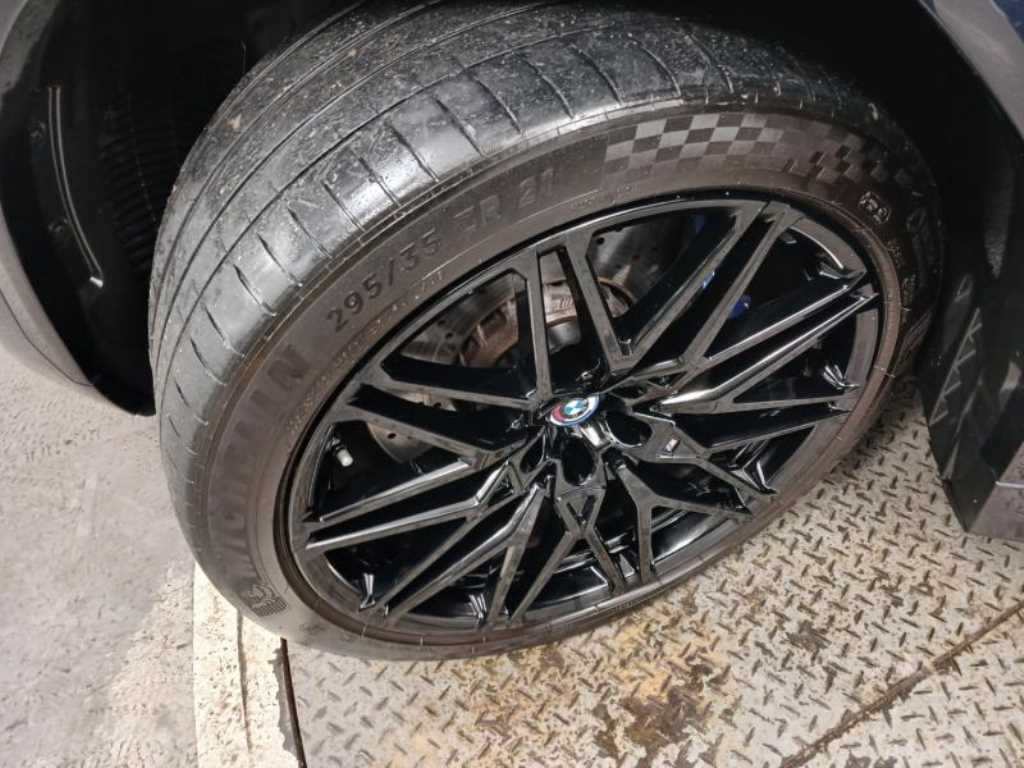 BMW X6M 2023 Negro - Importación desde Corea - HF Imports Iquique - Foto 20