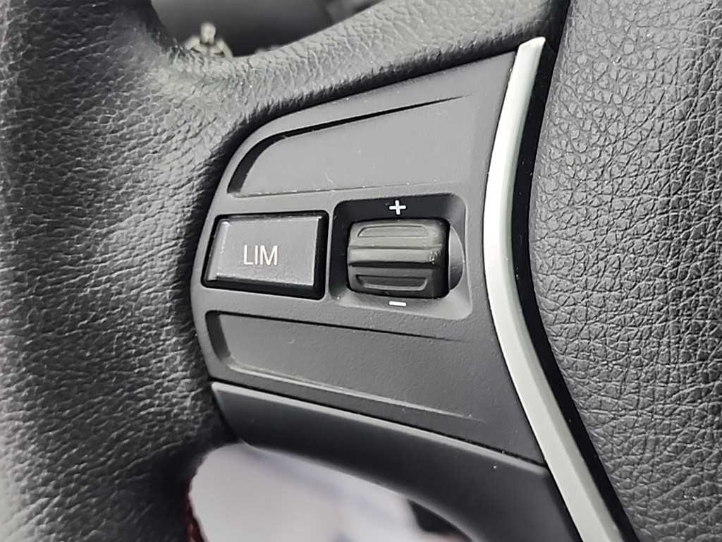 BMW 1 series 2015 Negro - Importación desde Corea - HF Imports Iquique - Foto 17