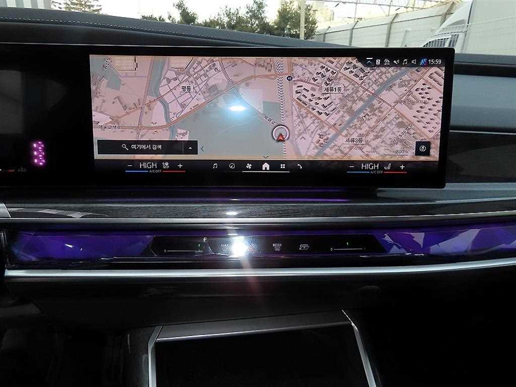 BMW 7 Series - Vista 12