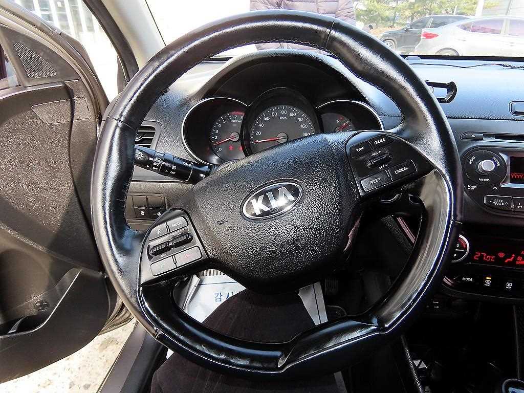 KIA Morning - Vista 8