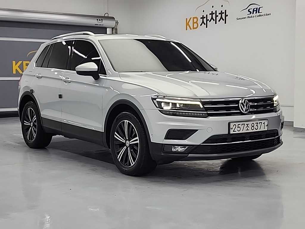 Volkswagen Tiguan - Vista 4