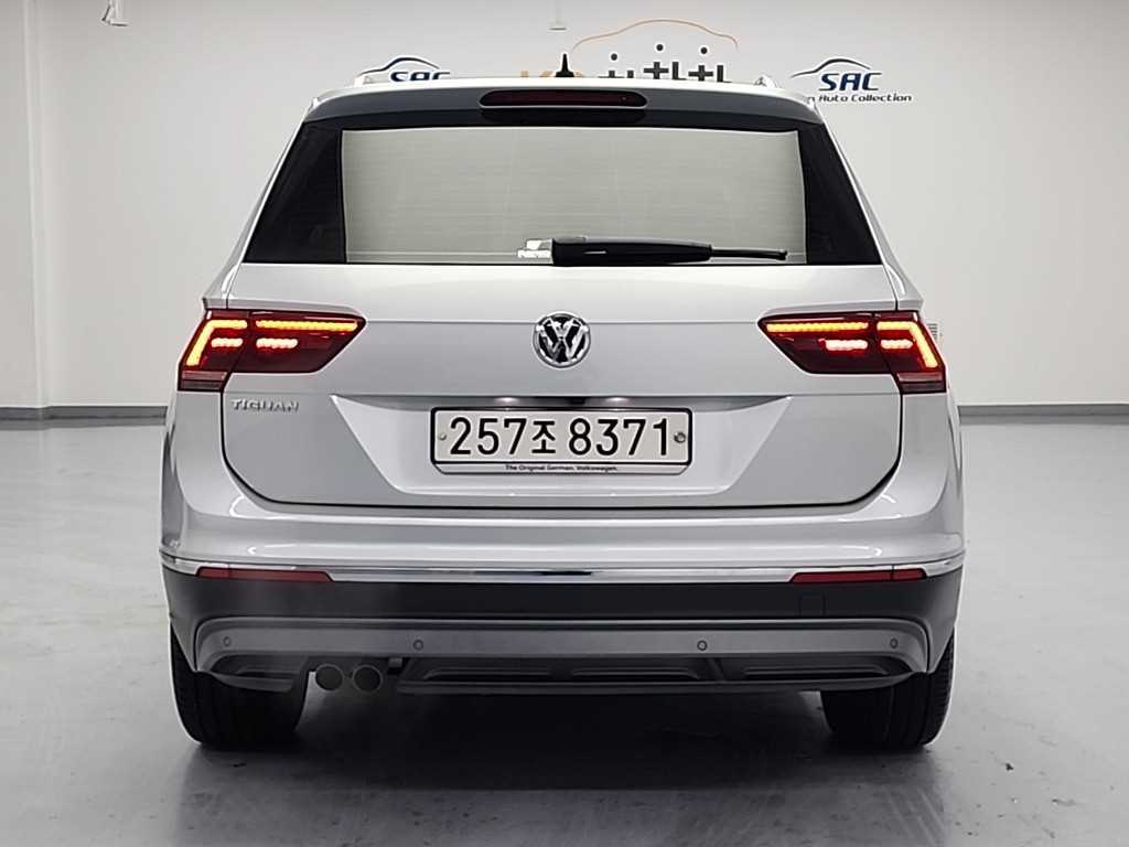 Volkswagen Tiguan - Vista 3