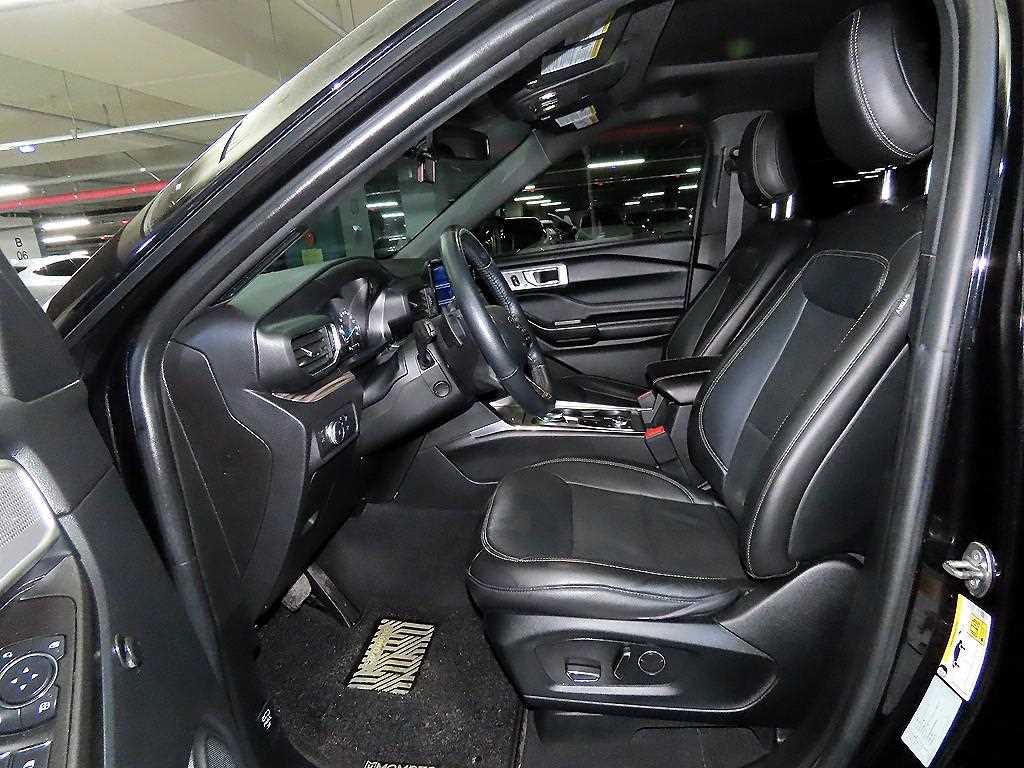 Ford Explorer - Vista 6