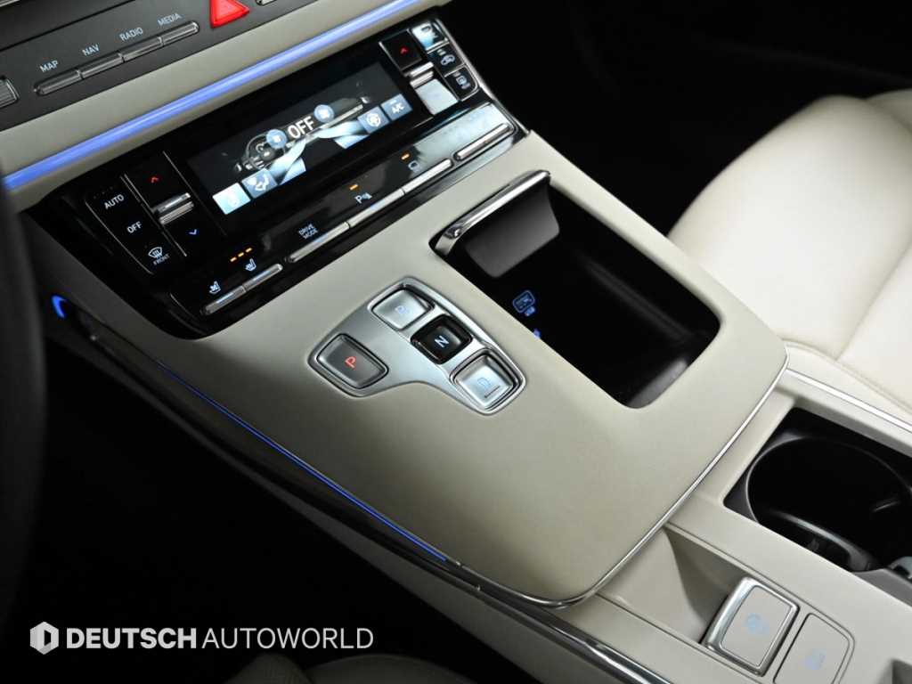 HYUNDAI Grandeur - Vista 9