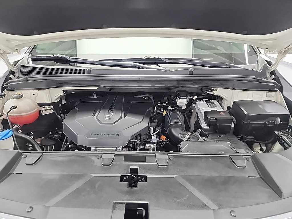 KIA Carnival - Vista 5