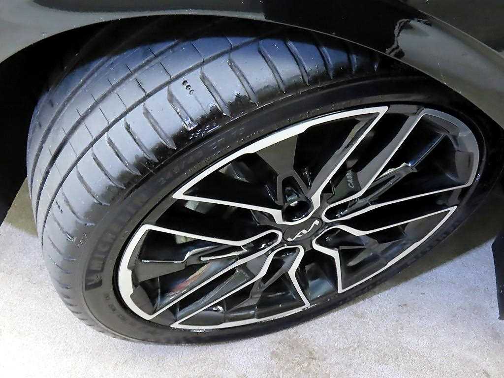 KIA K5 2022 Negro - Importación desde Corea - HF Imports Iquique - Foto 20