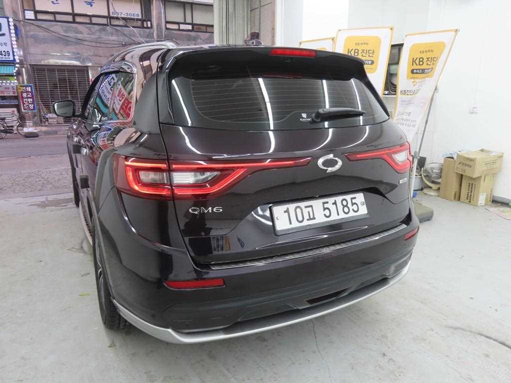 SAMSUNG QM6 - Vista 4