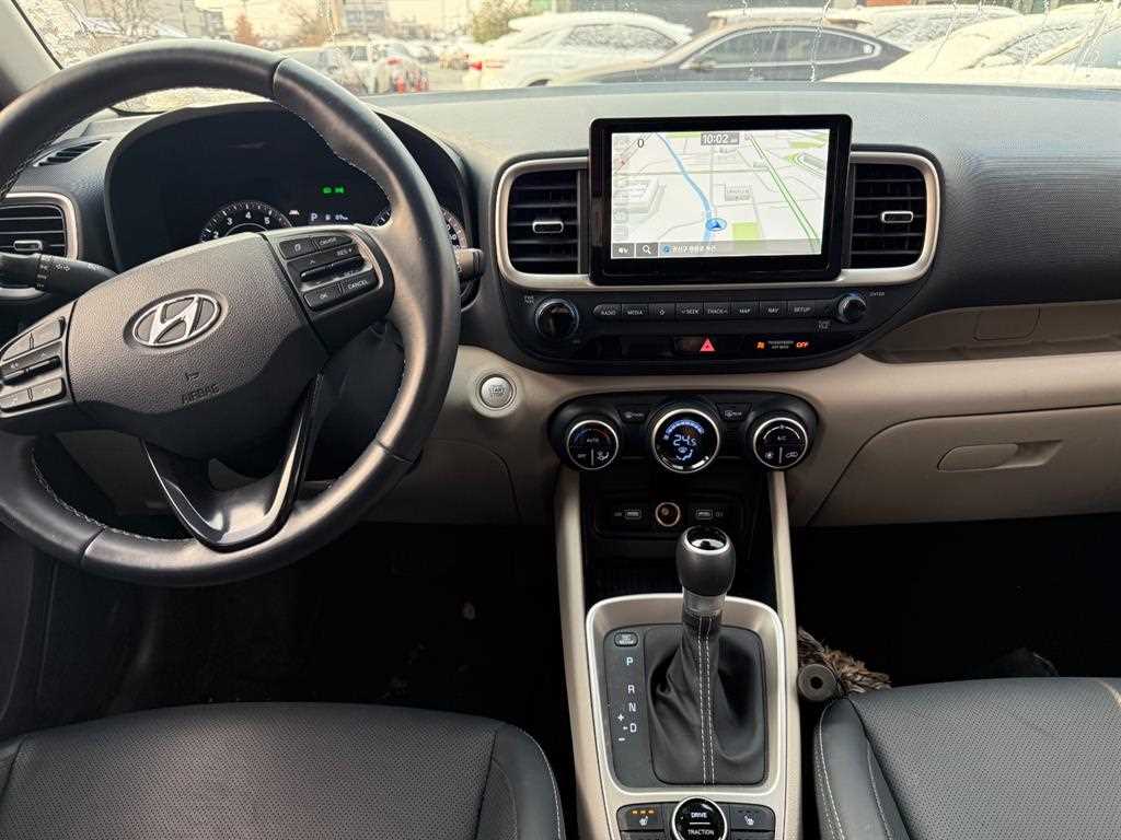 HYUNDAI Venue - Vista 3