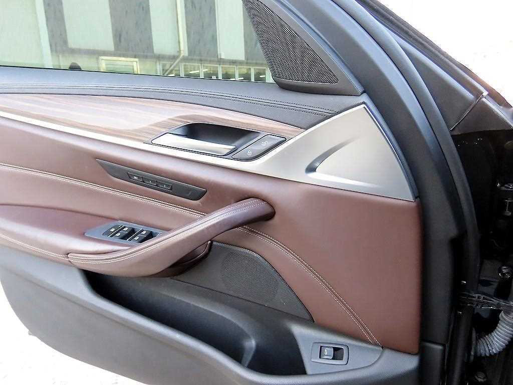 BMW 5 Series - Vista 12