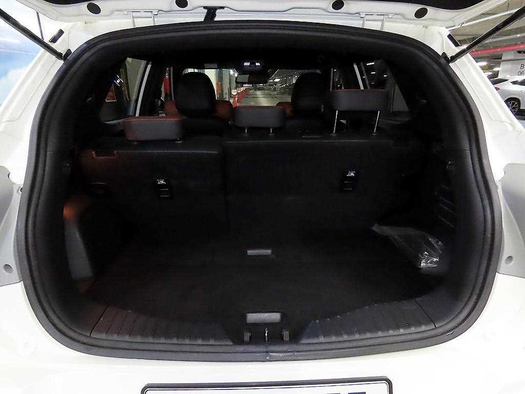 Ssangyong Tivoli 2019 Blanco - Importación desde Corea - HF Imports Iquique - Foto 18