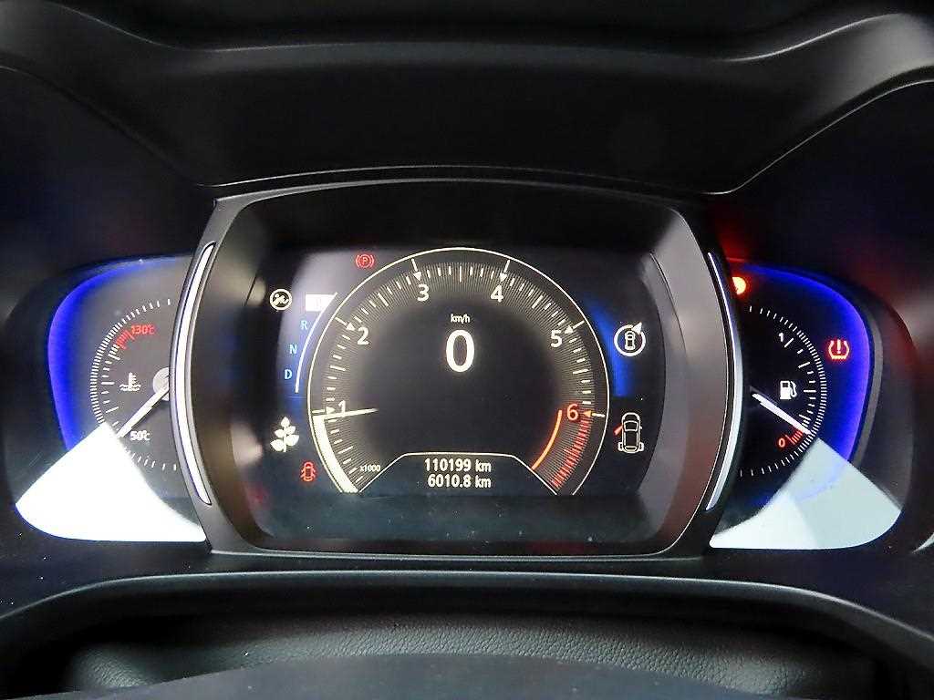 SAMSUNG QM6 - Vista 9