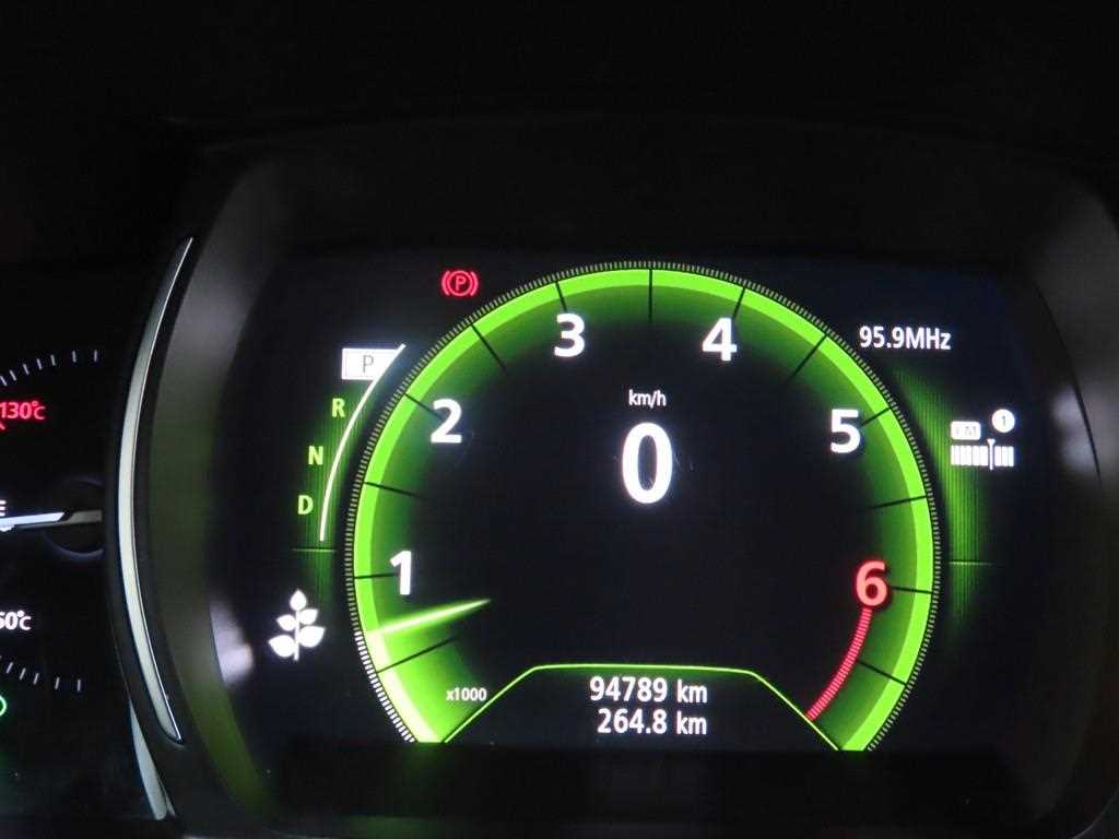 SAMSUNG QM6 - Vista 8