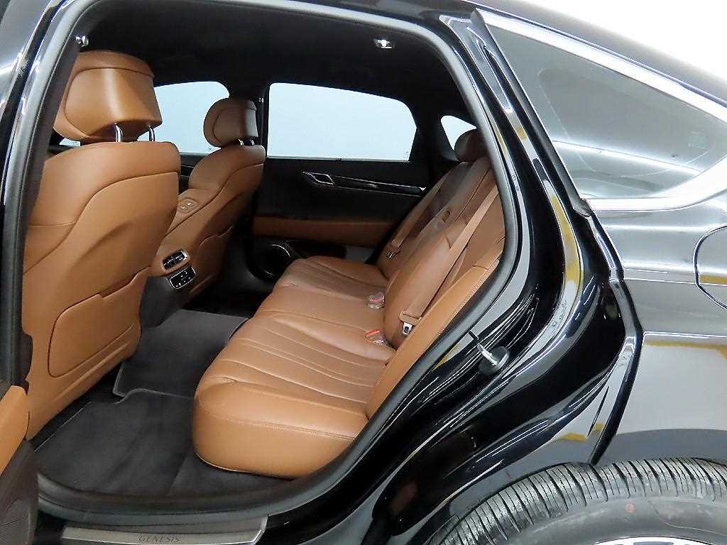 Genesis G80 - Vista 6