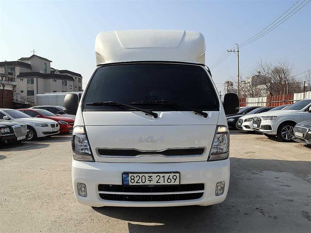 Small Truck Top_Wingbody 2022 Blanco - Importación desde Corea - HF Imports Iquique - Foto 1