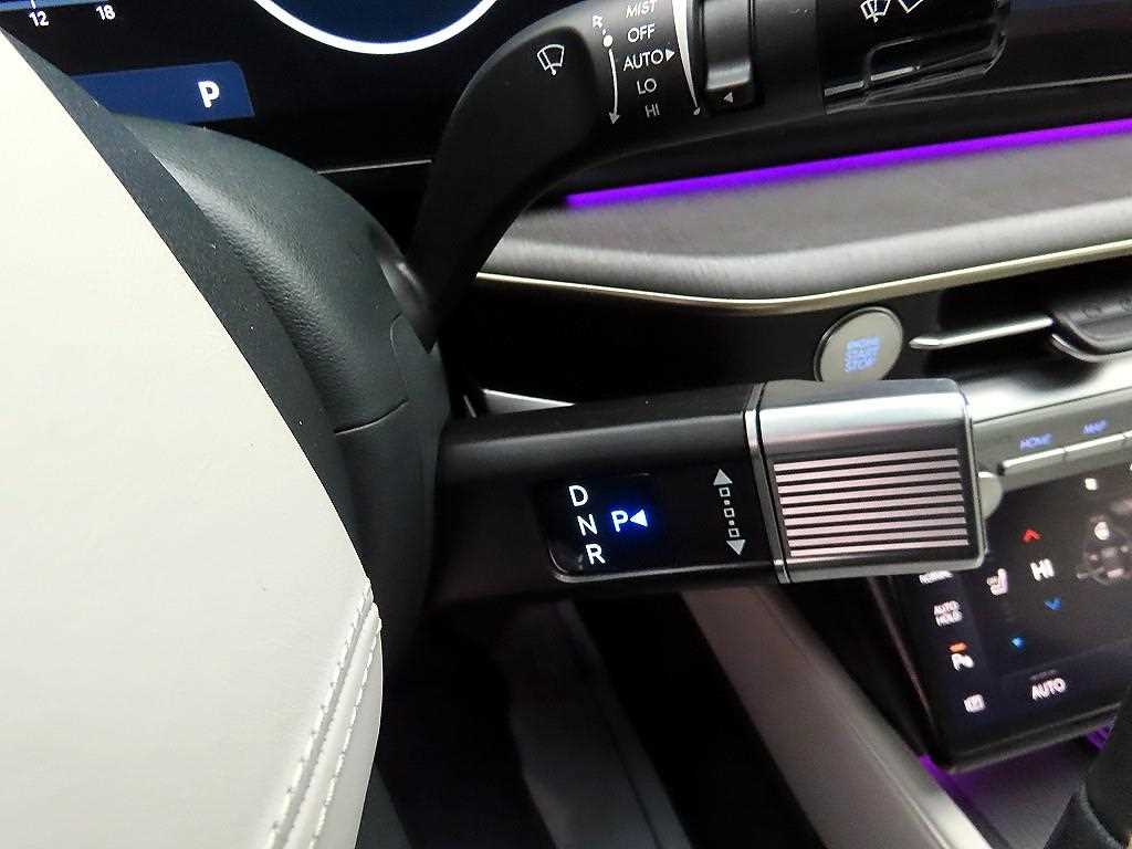 HYUNDAI Grandeur - Vista 10