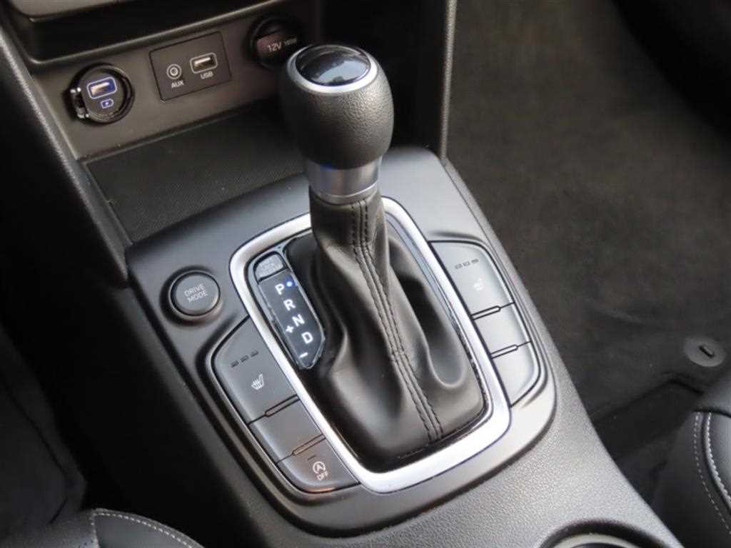 HYUNDAI Kona - Vista 6