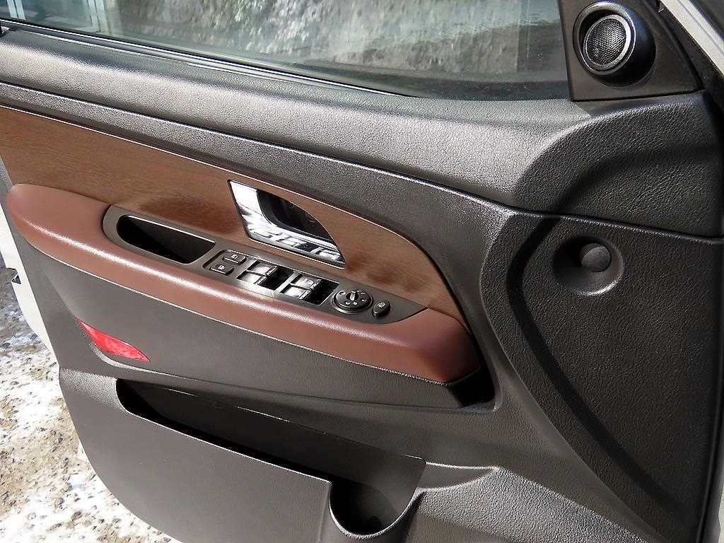 Ssangyong Rexton - Vista 12