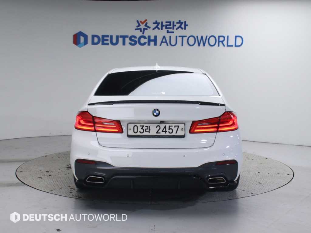 BMW 5 Series - Vista 4