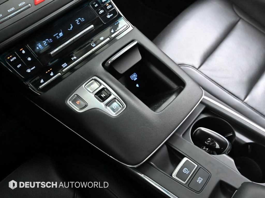 HYUNDAI Grandeur - Vista 8