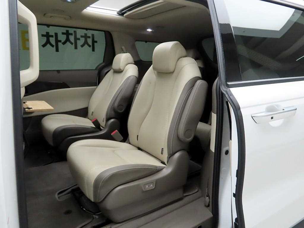 KIA Carnival 2024 Blanco - Importación desde Corea - HF Imports Iquique - Foto 14