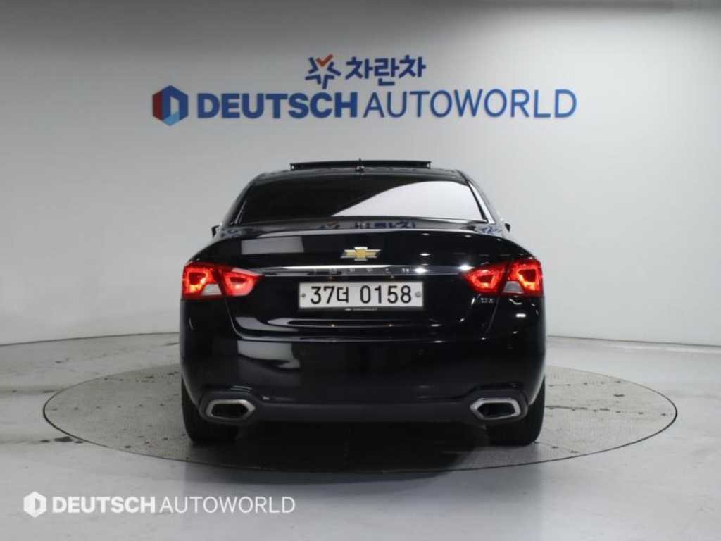 Chevrolet Impala - Vista 4