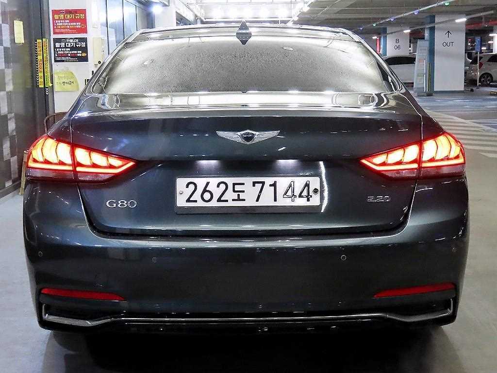 Genesis G80 - Vista 5