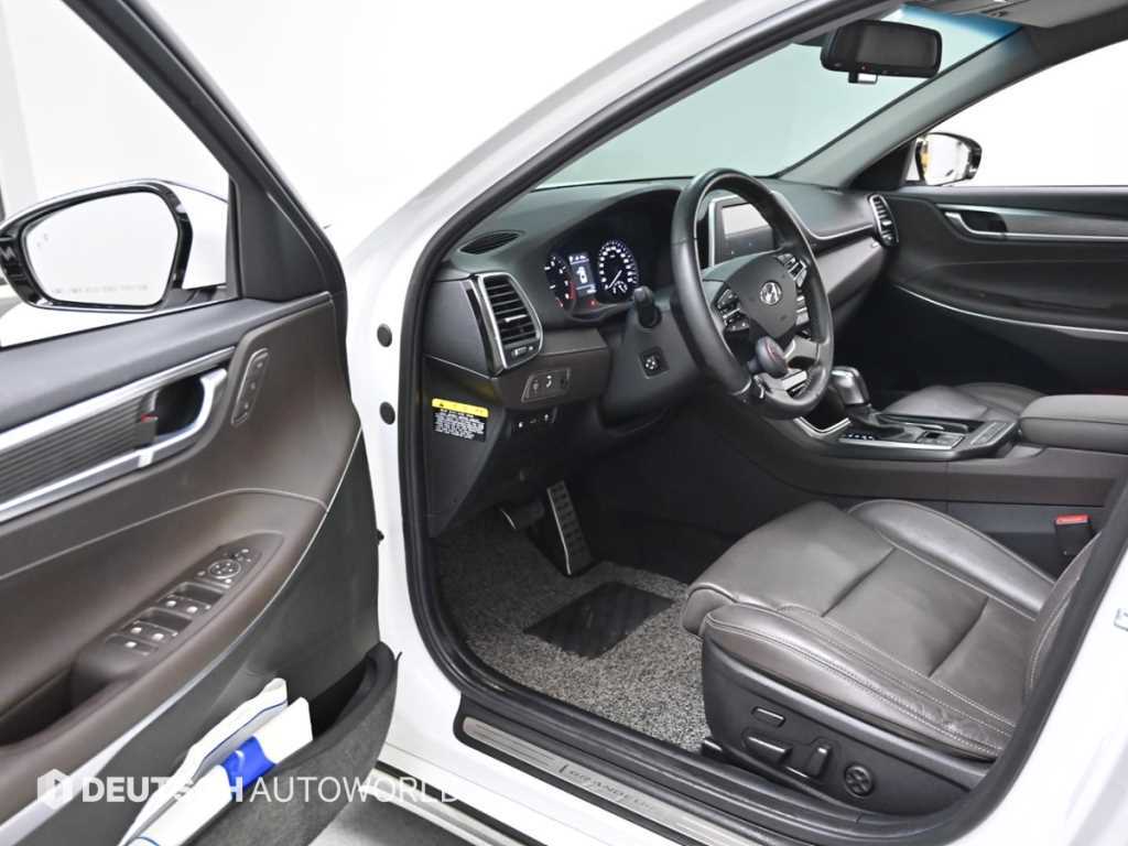 HYUNDAI Grandeur - Vista 11