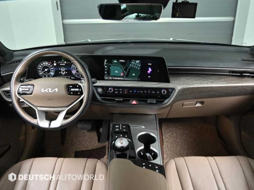 KIA K8 - Vista 10