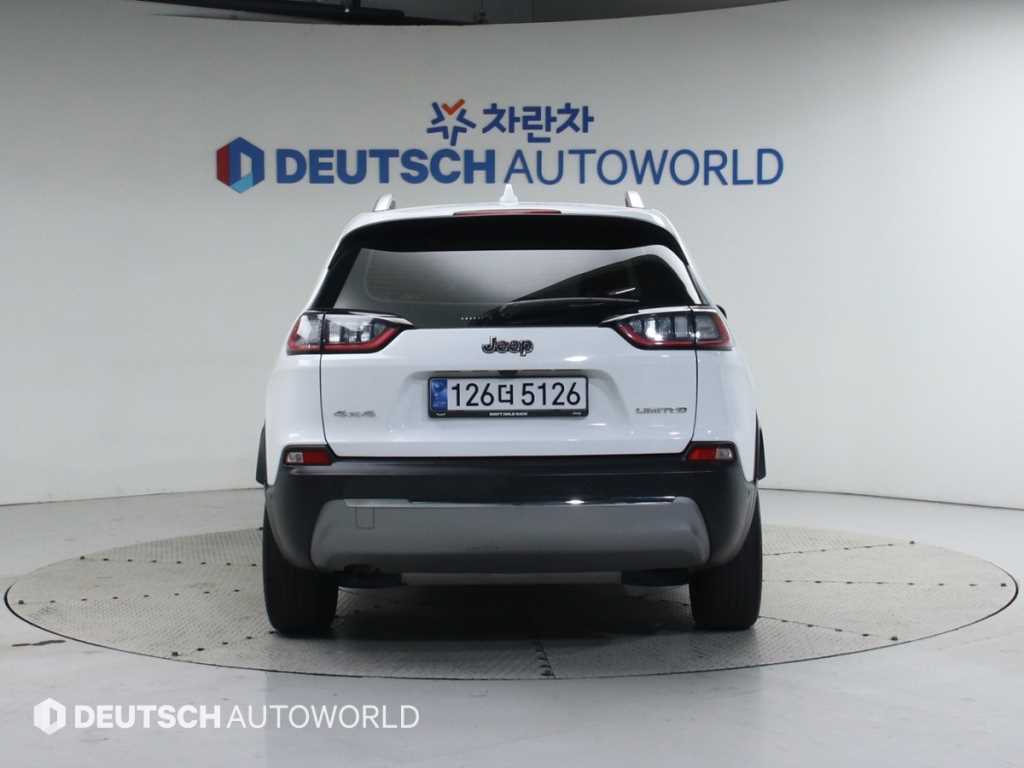 Jeep Cherokee - Vista 4