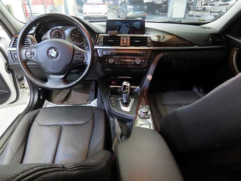 BMW 3 series - Vista 10