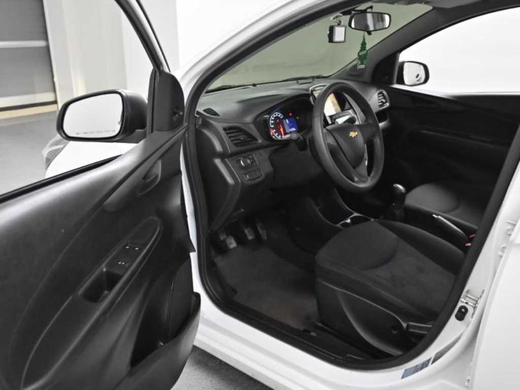 Chevrolet Spark - Vista 11