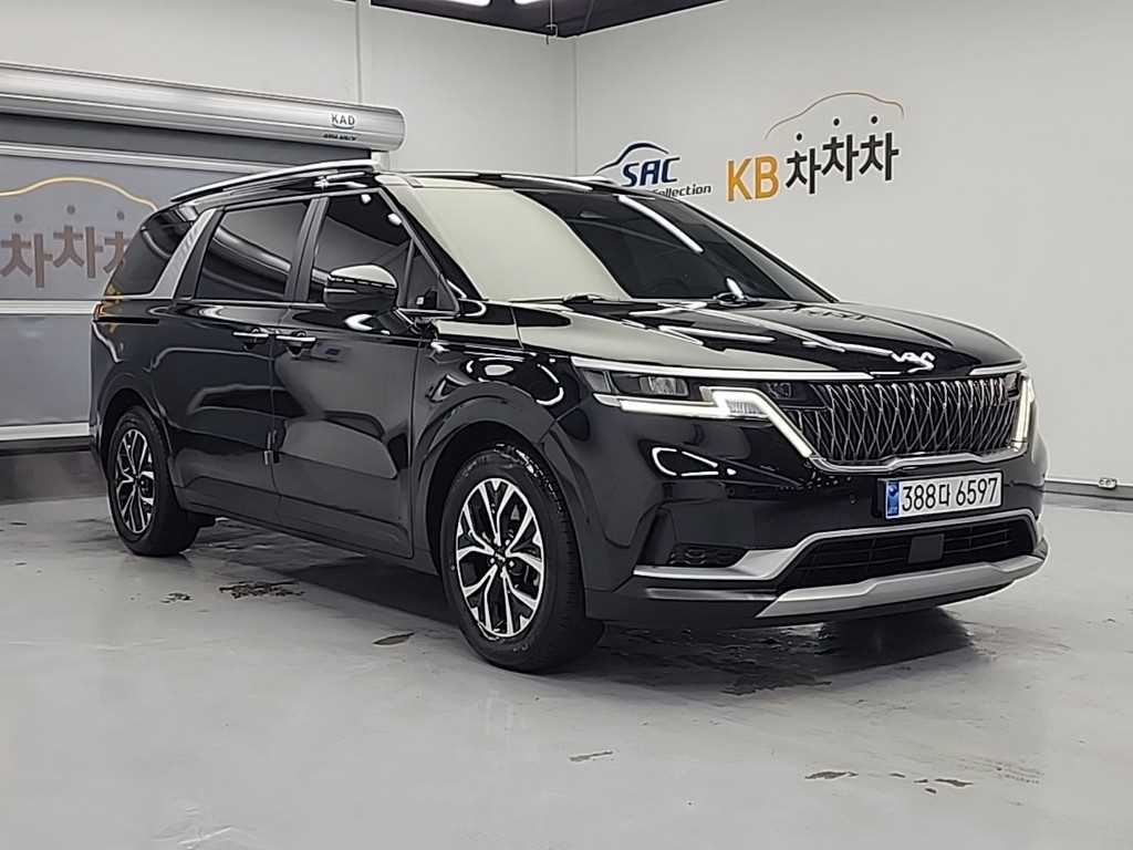 KIA Carnival - Vista 4